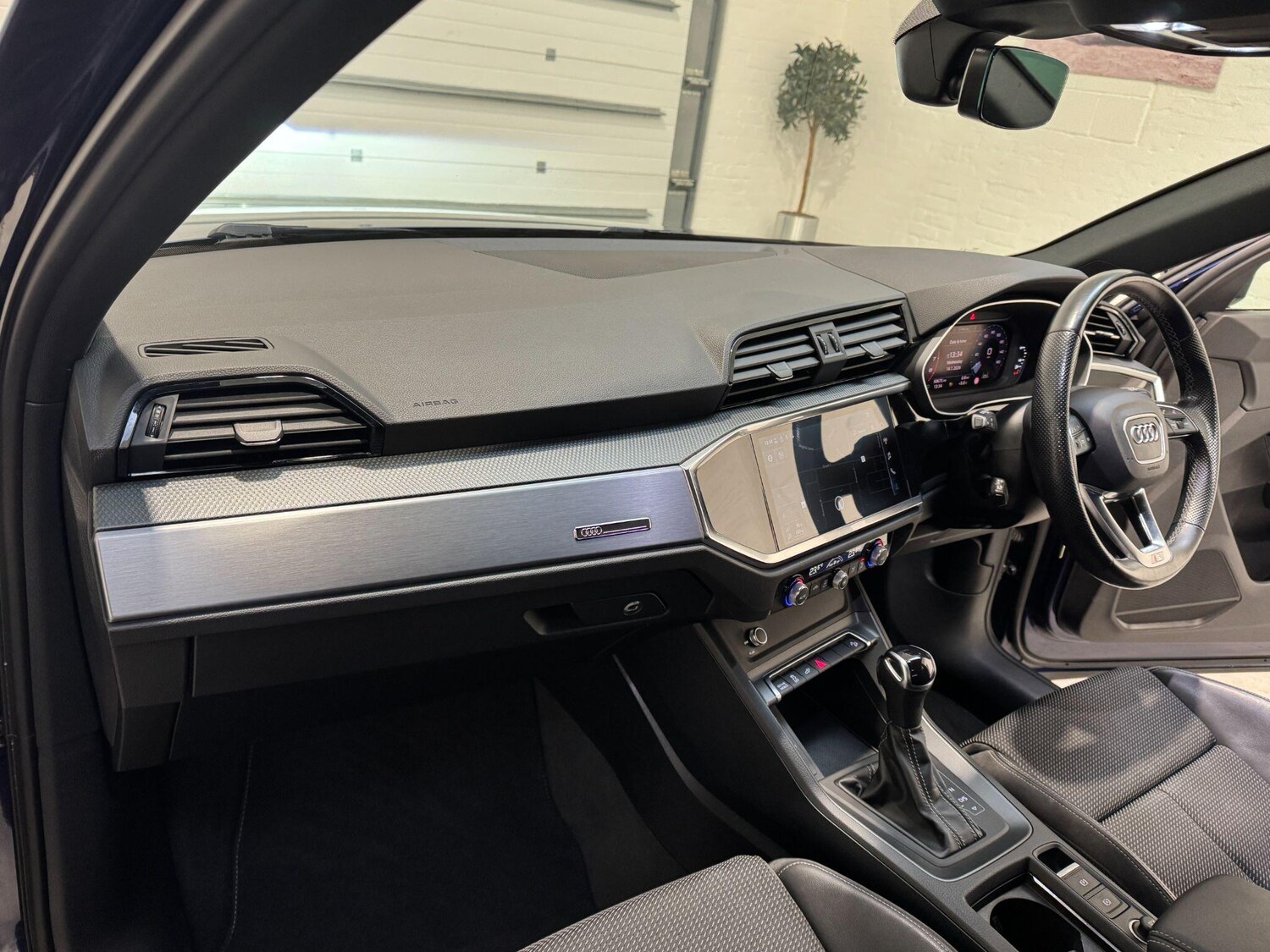 Used Audi Q3 2021 for sale - 77202734: Photo 63