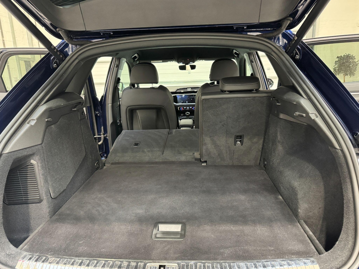 Used Audi Q3 2021 for sale - 77202734: Photo 76