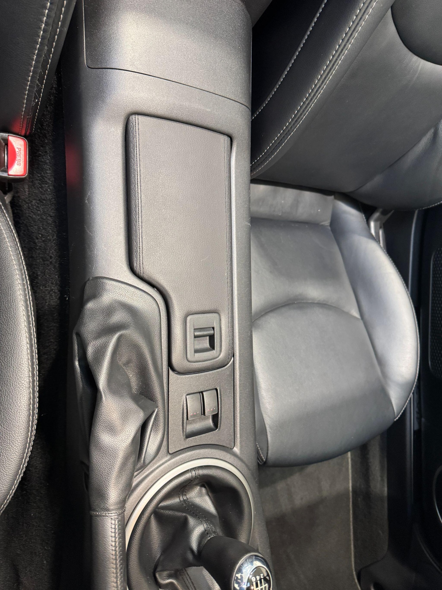 Used Mazda MX-5 2010 for sale - 76326133: Photo 60