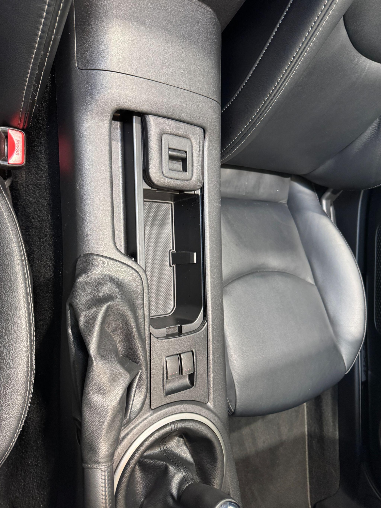 Used Mazda MX-5 2010 for sale - 76326133: Photo 61