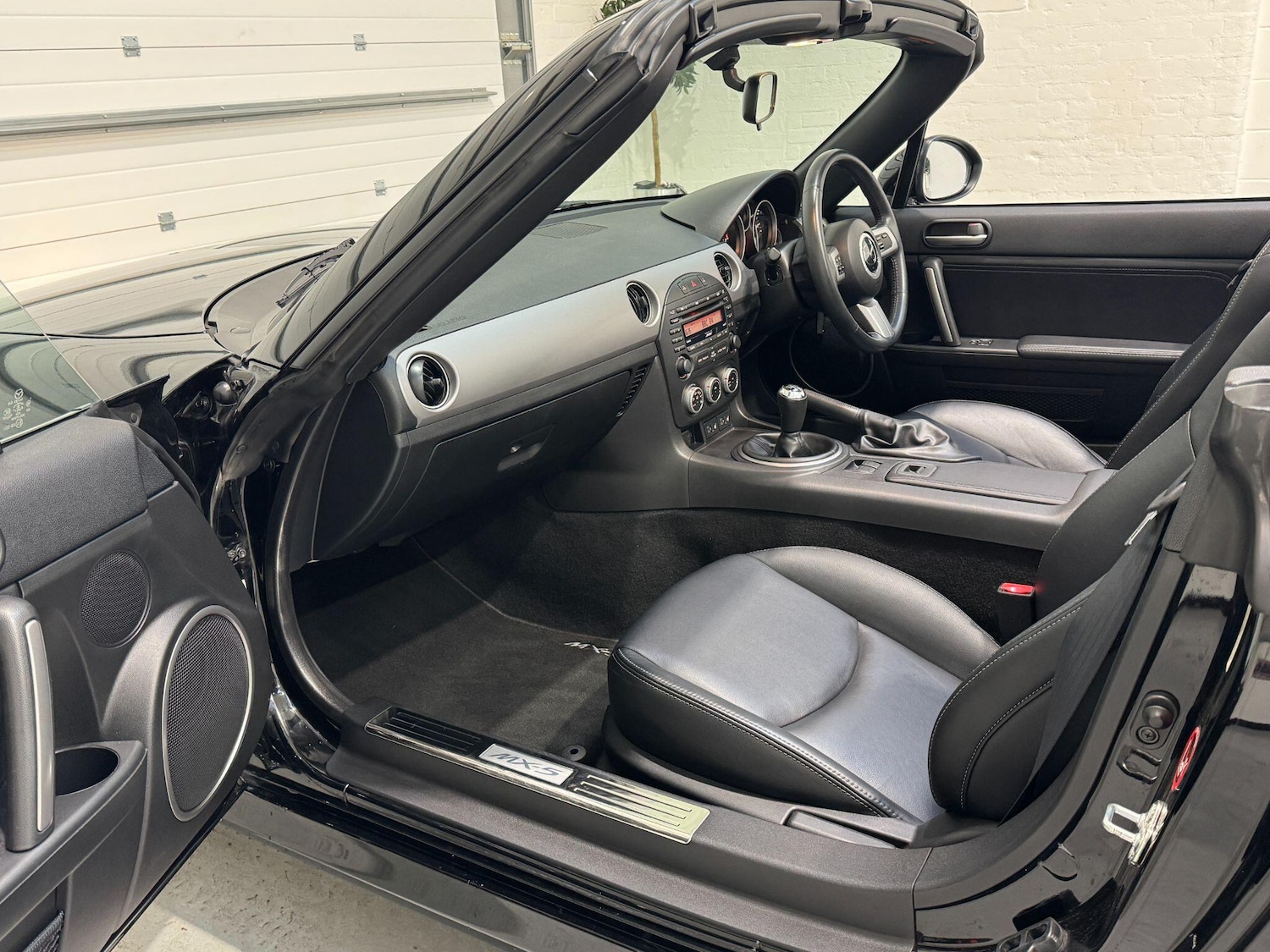 Used Mazda MX-5 2010 for sale - 76326133: Photo 66