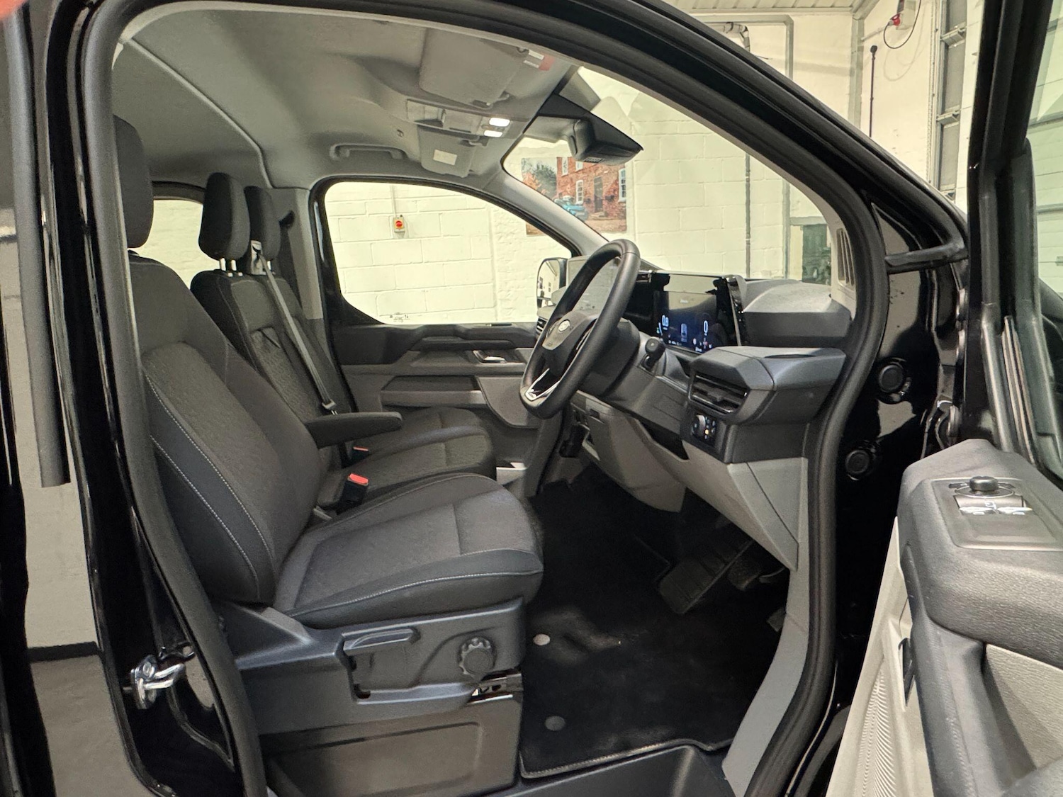 Used Ford Transit Custom 2025 for sale - 77376117: Photo 19