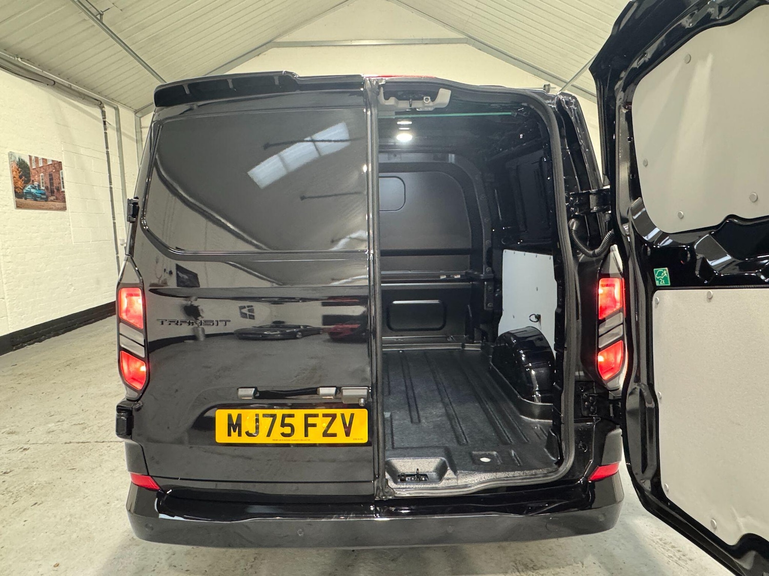 Used Ford Transit Custom 2025 for sale - 77376117: Photo 42