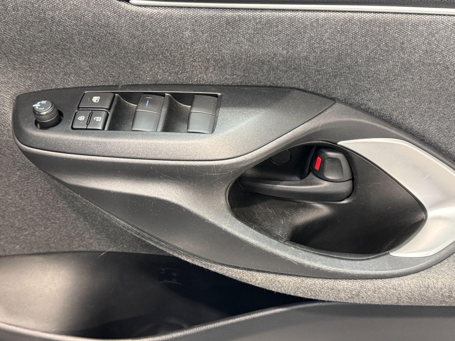 Used Toyota Yaris for sale - 78116139: Photo 36