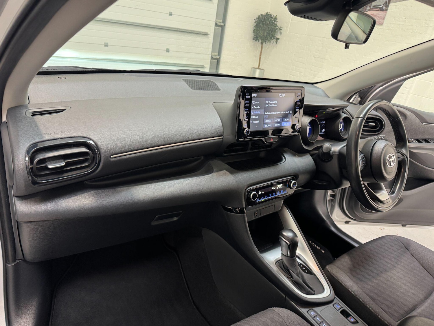 Used Toyota Yaris for sale - 78116139: Photo 51