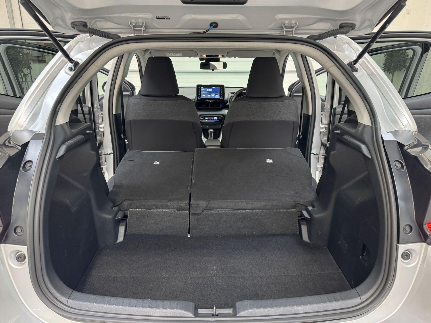 Used Toyota Yaris for sale - 78116139: Photo 58