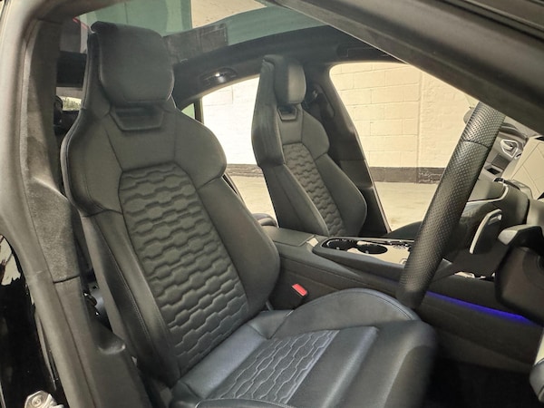 Used Audi e-tron GT 2023 for sale - 76284328: Photo 19