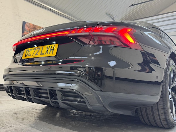 Used Audi e-tron GT 2023 for sale - 76284328: Photo 84
