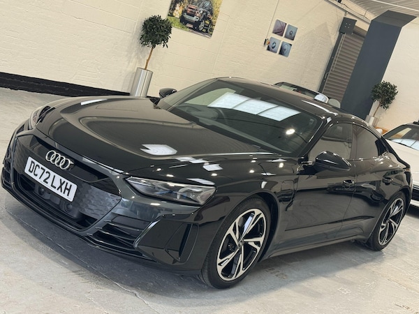 Used Audi e-tron GT 2023 for sale - 76284328: Photo 89
