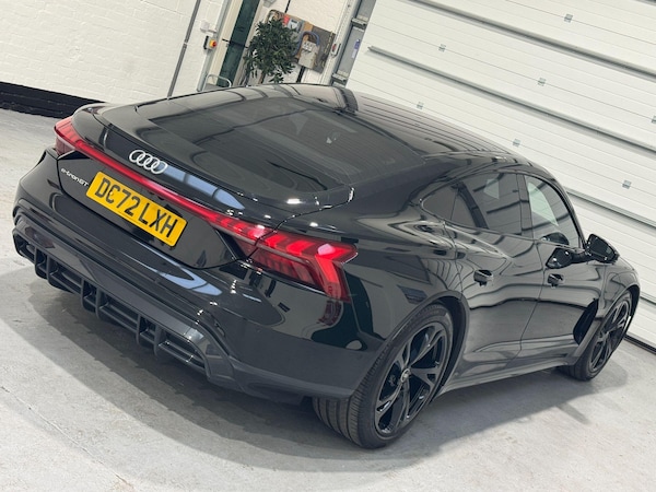 Used Audi e-tron GT 2023 for sale - 76284328: Photo 92