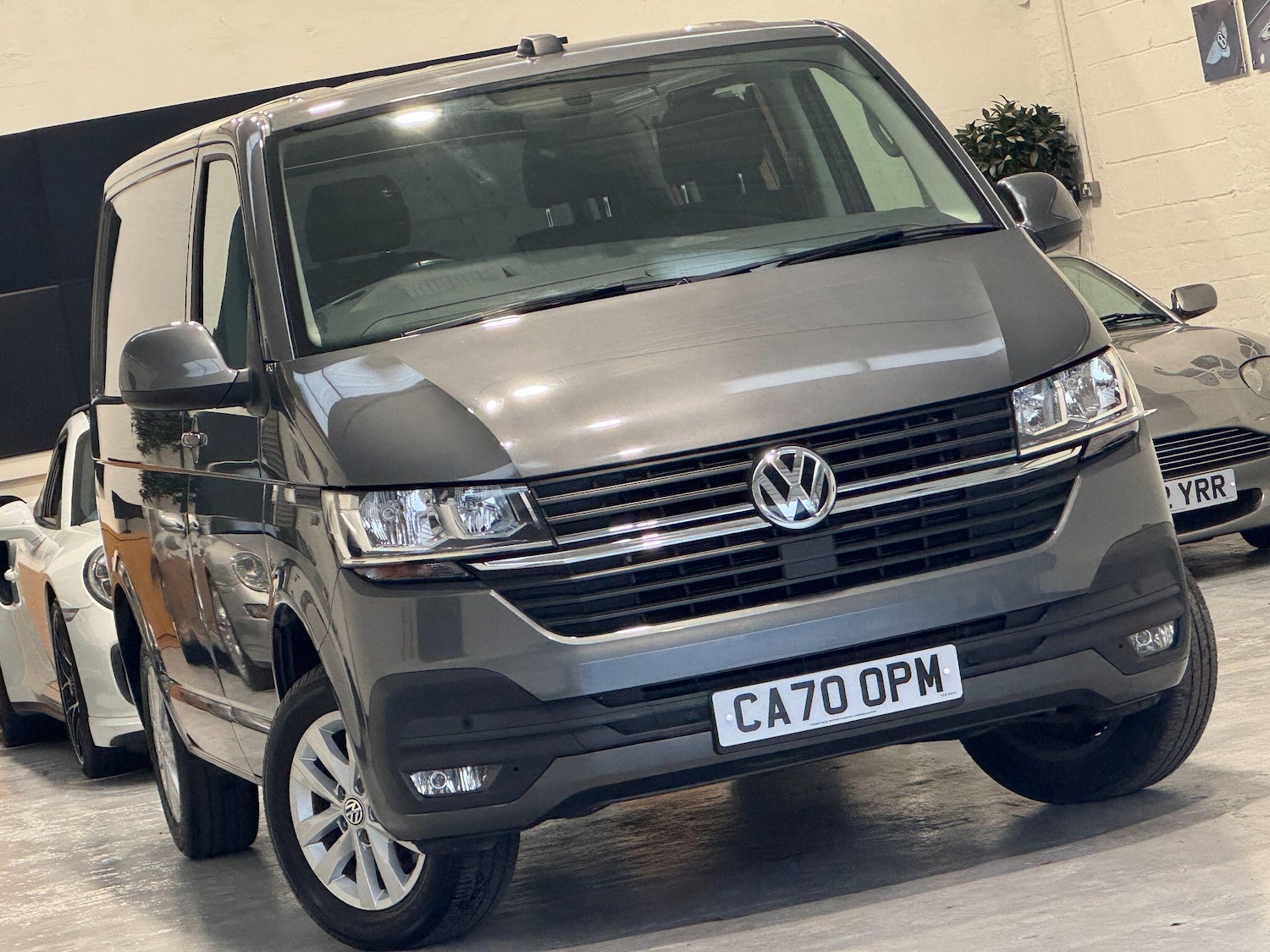 Used Volkswagen Transporter 2020 for sale - 76513073: Photo 1