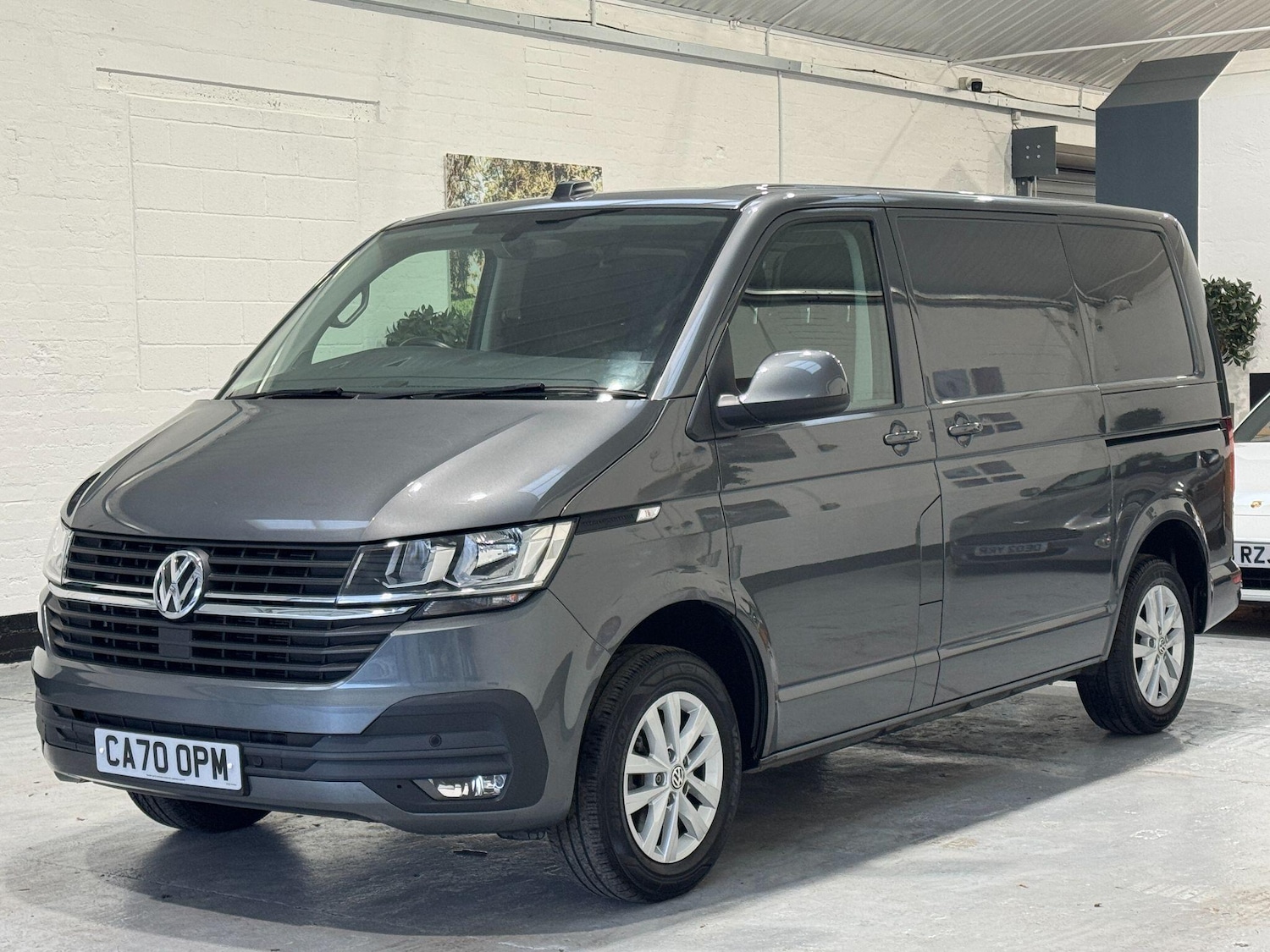 Used Volkswagen Transporter 2020 for sale - 76513073: Photo 3