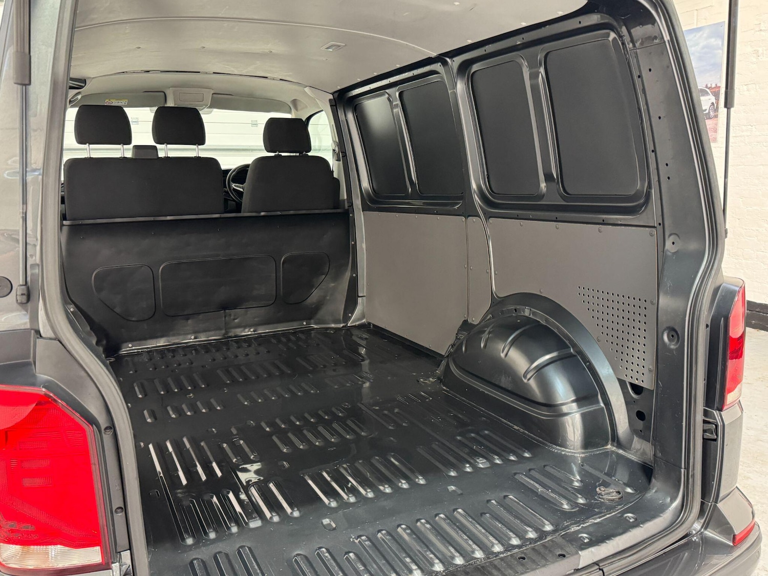 Used Volkswagen Transporter 2020 for sale - 76513073: Photo 40