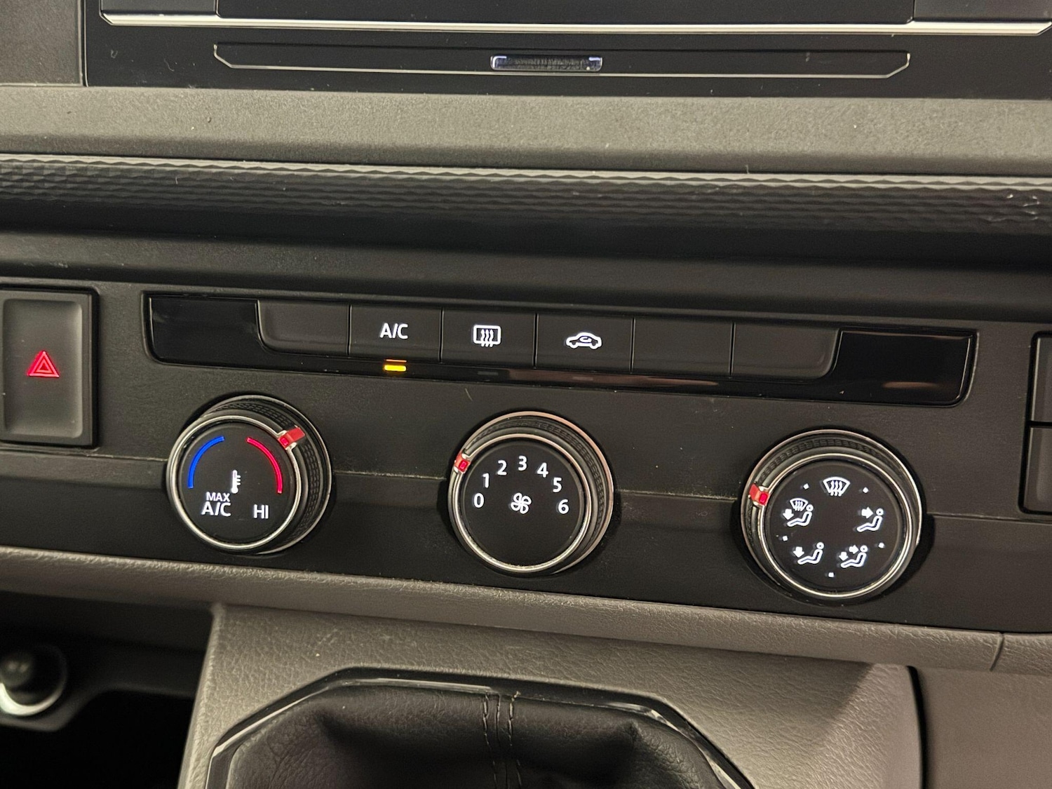 Used Volkswagen Transporter 2020 for sale - 76513073: Photo 49