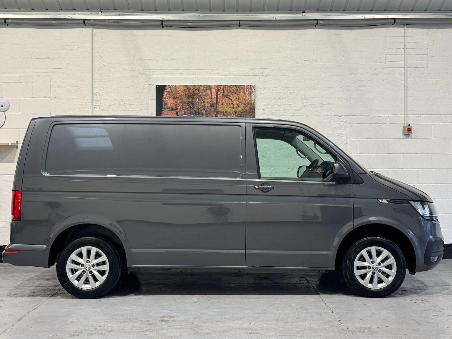 Used Volkswagen Transporter 2020 for sale - 76513073: Photo 8