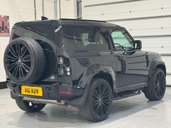 Used Land Rover Defender 2021 for sale - 76239551: Photo 11