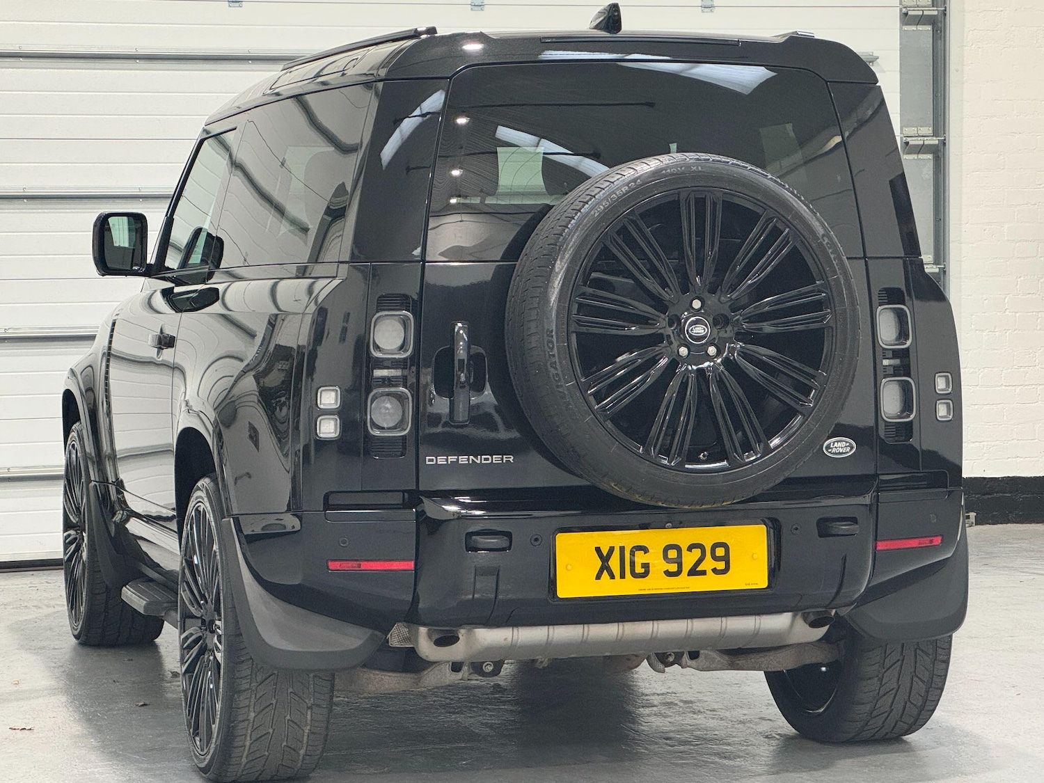 Used Land Rover Defender 90 2021 for sale - 76239551: Photo 14