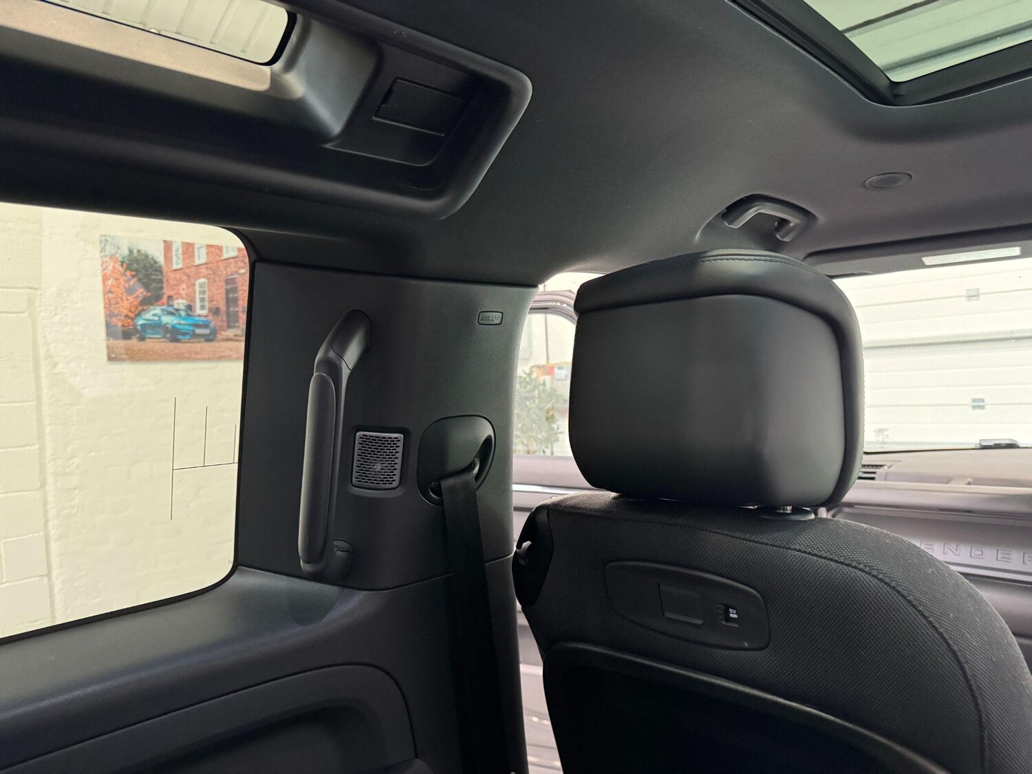 Used Land Rover Defender 90 2021 for sale - 76239551: Photo 27