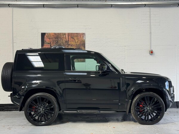 Used Land Rover Defender 2021 for sale - 76239551: Photo 8