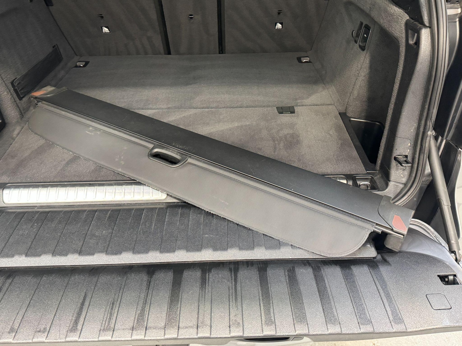 Vehicle 76