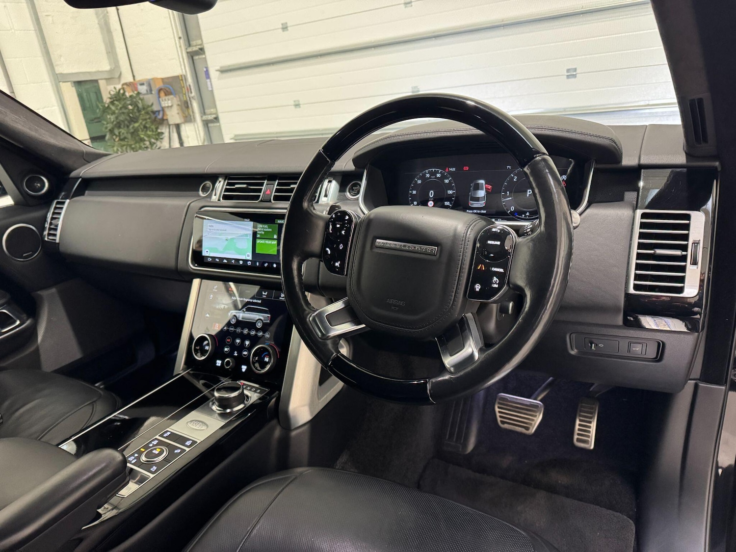 Used Land Rover Range Rover 2018 for sale - 76752434: Photo 17
