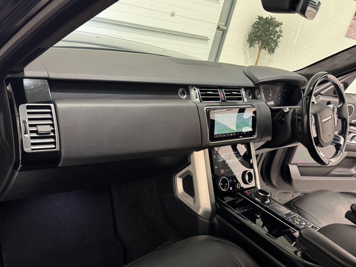 Used Land Rover Range Rover 2018 for sale - 76752434: Photo 49