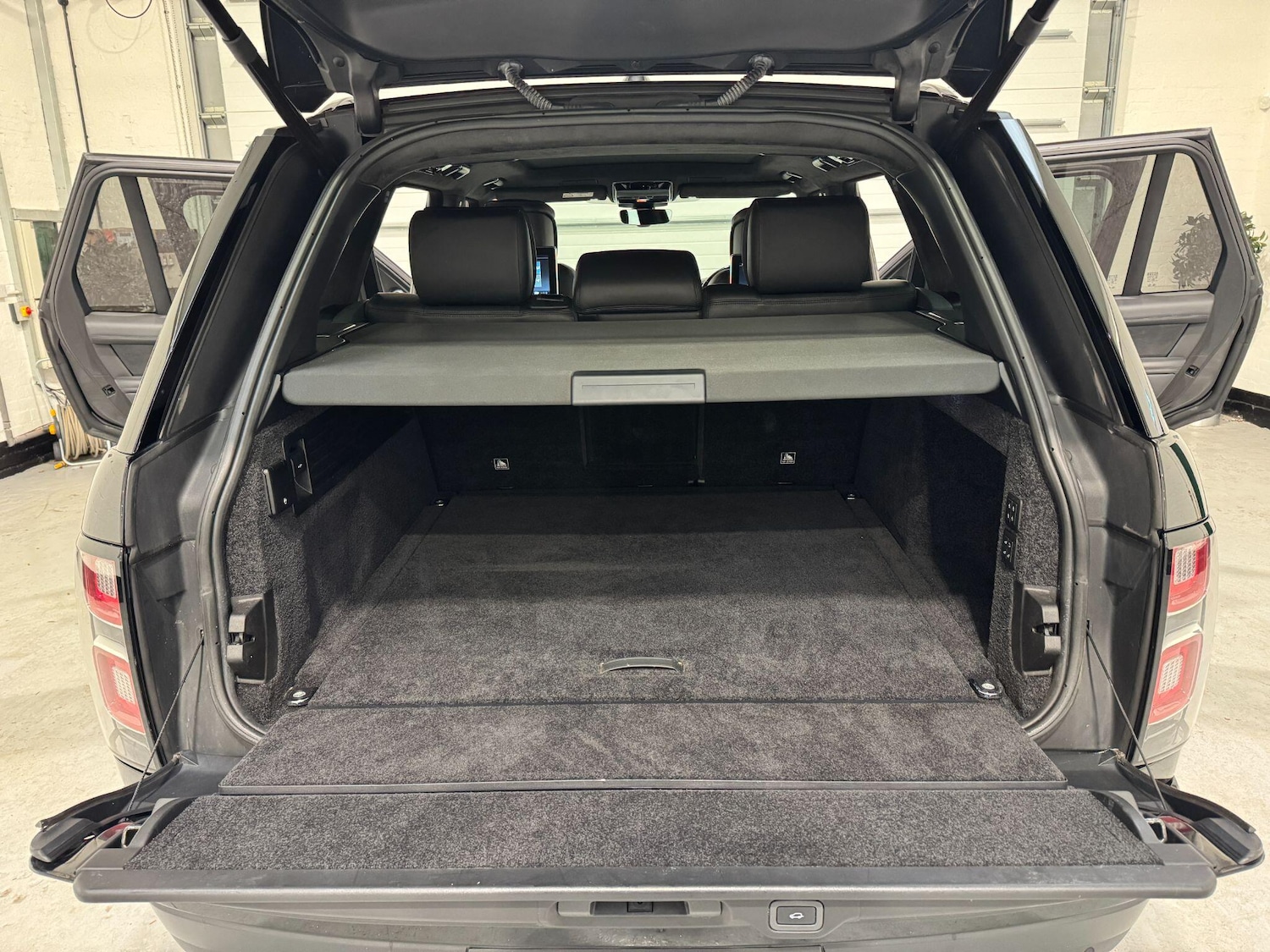 Used Land Rover Range Rover 2018 for sale - 76752434: Photo 81