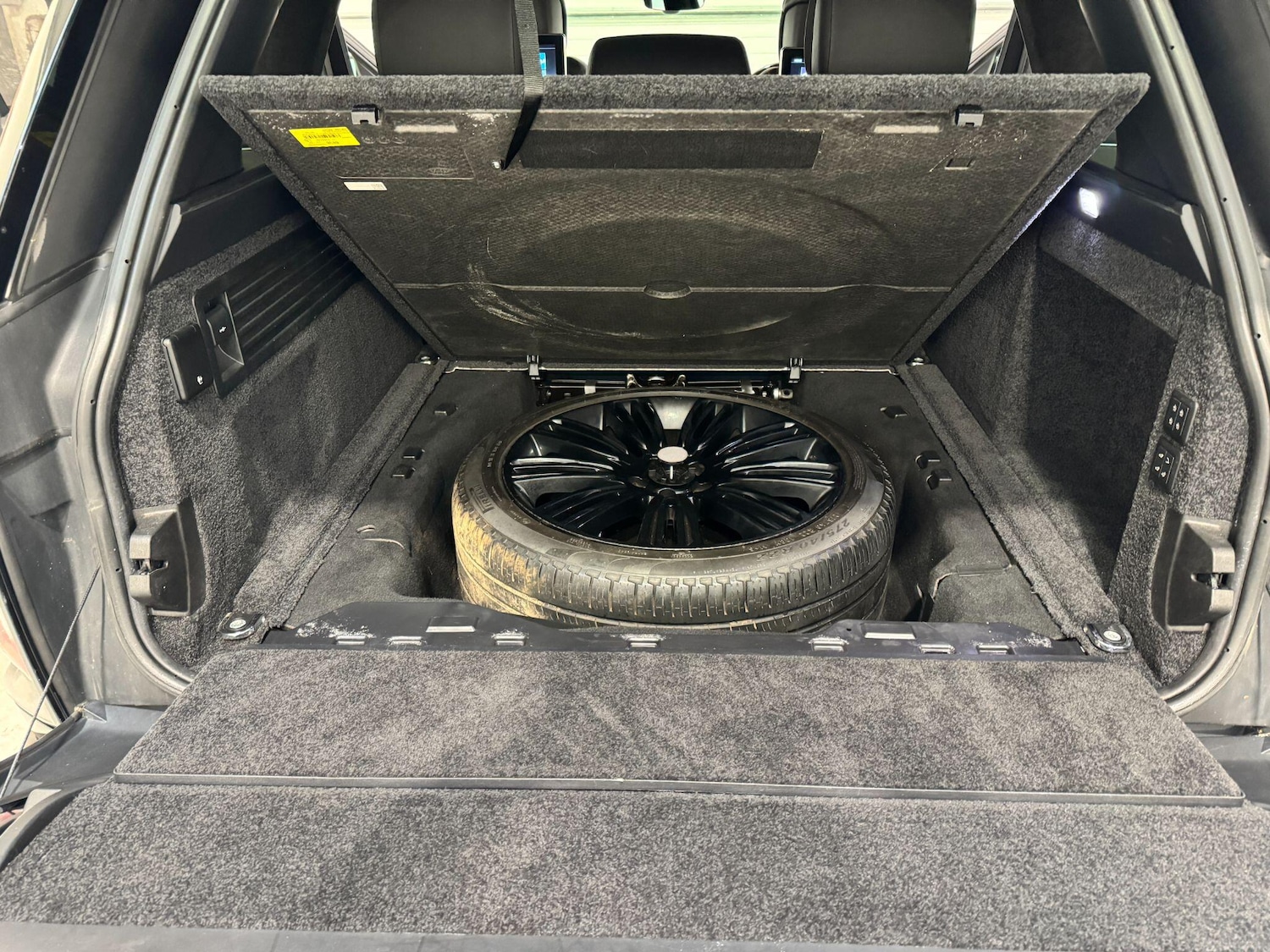 Used Land Rover Range Rover 2018 for sale - 76752434: Photo 84