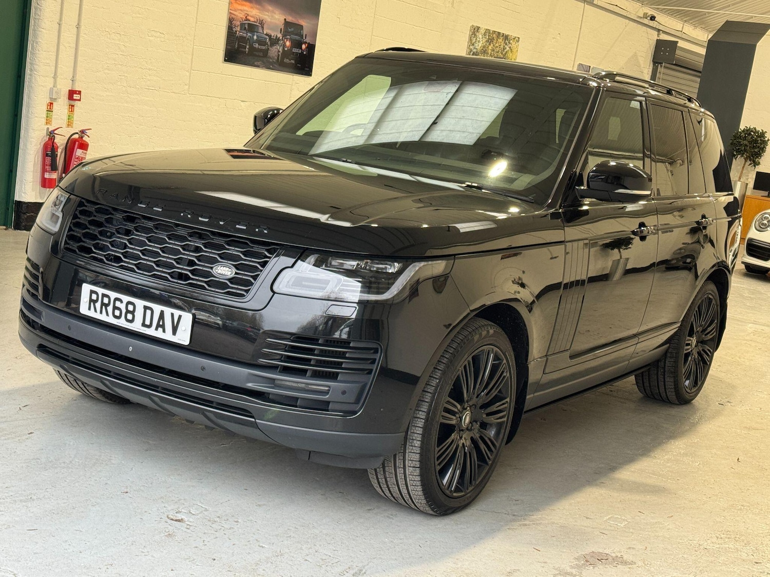 Used Land Rover Range Rover 2018 for sale - 76752434: Photo 90