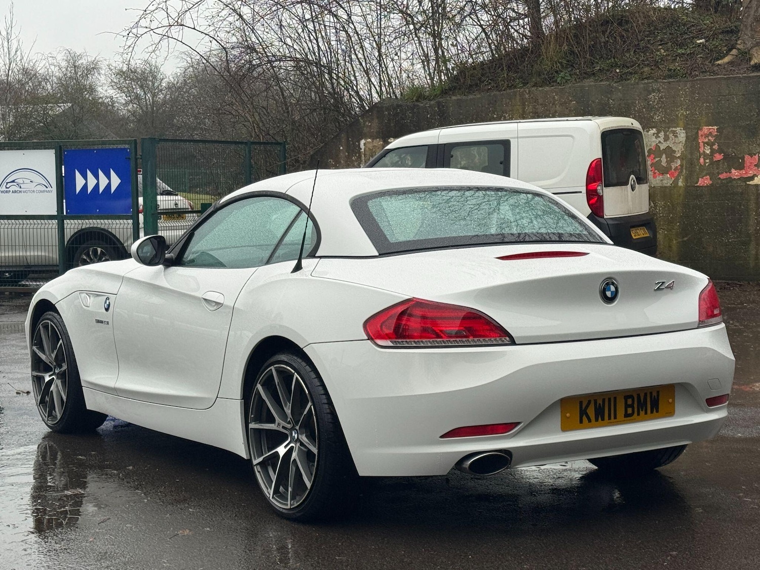 Used BMW Z4 2011 for sale - 77468522: Photo 11