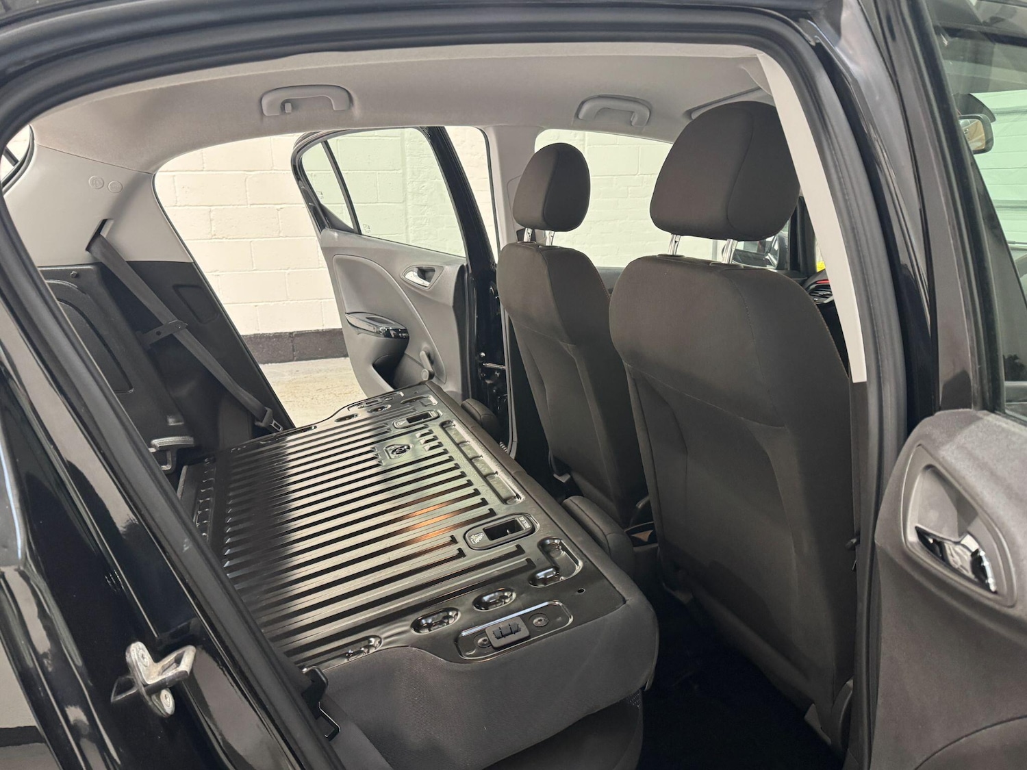 Used Vauxhall Corsa 2018 for sale - 77331241: Photo 66