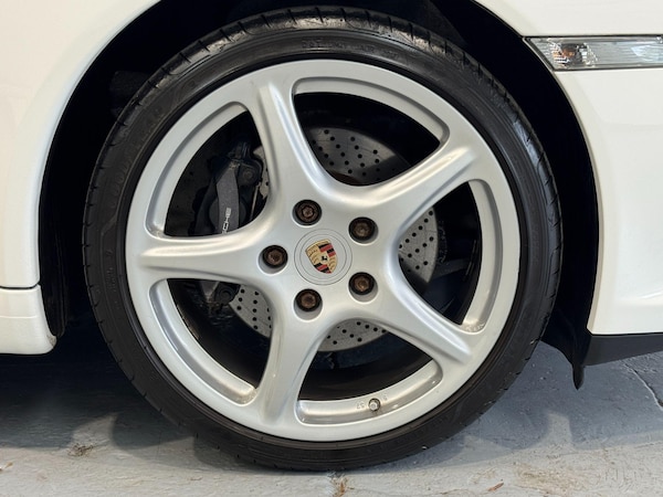 Used Porsche 911 2010 for sale - 76153094: Photo 22