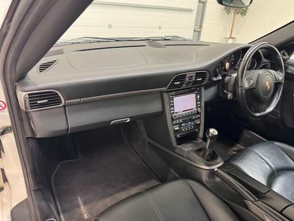 Used Porsche 911 2010 for sale - 76153094: Photo 33