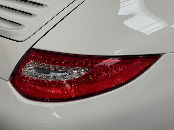 Used Porsche 911 2010 for sale - 76153094: Photo 38