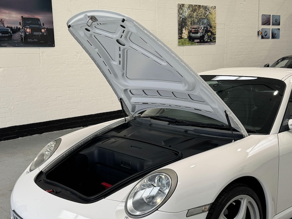 Used Porsche 911 2010 for sale - 76153094: Photo 53