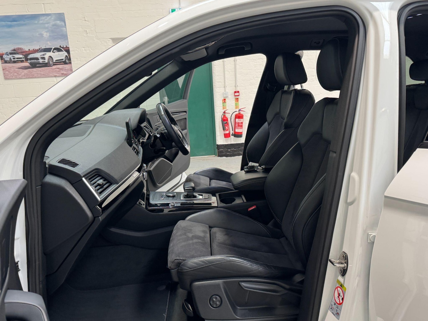 Used Audi Q5 2018 for sale - 75949746: Photo 65