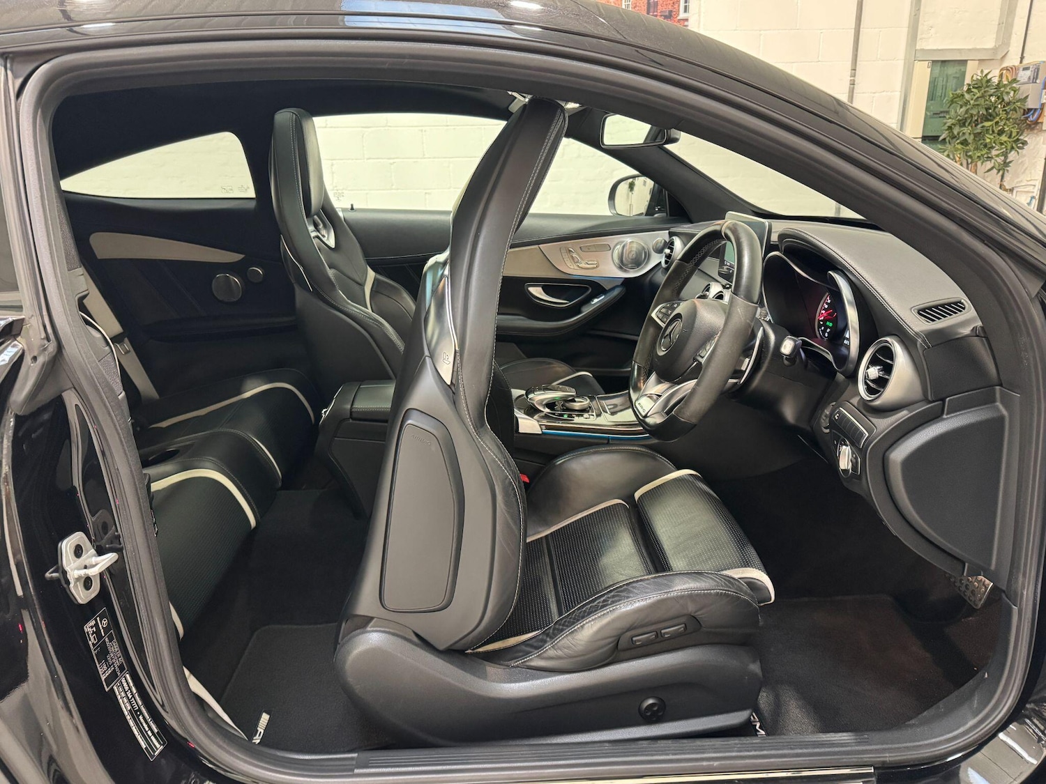 Used Mercedes-Benz C Class 2017 for sale - 76702244: Photo 59