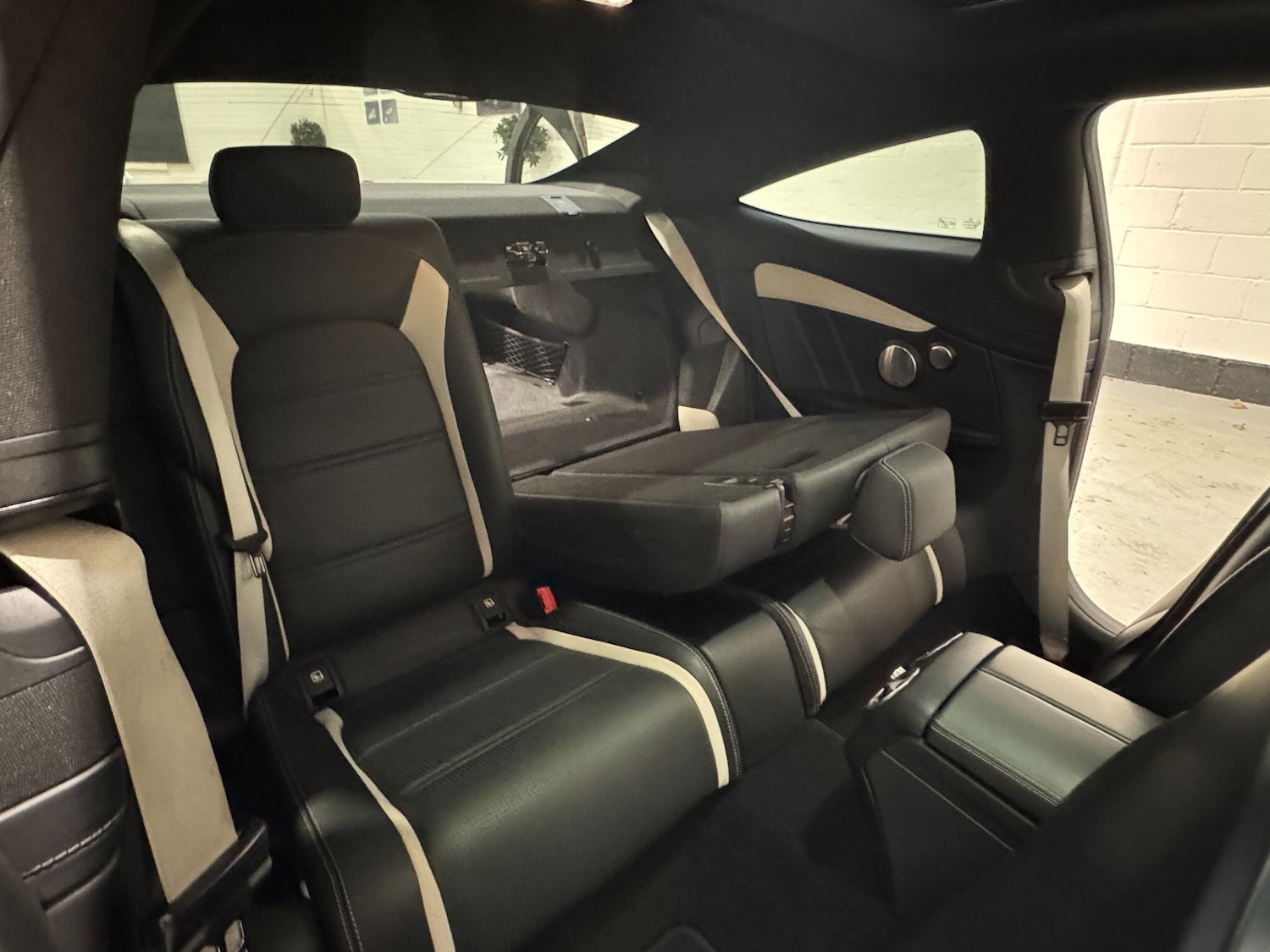 Used Mercedes-Benz C Class 2017 for sale - 76702244: Photo 78