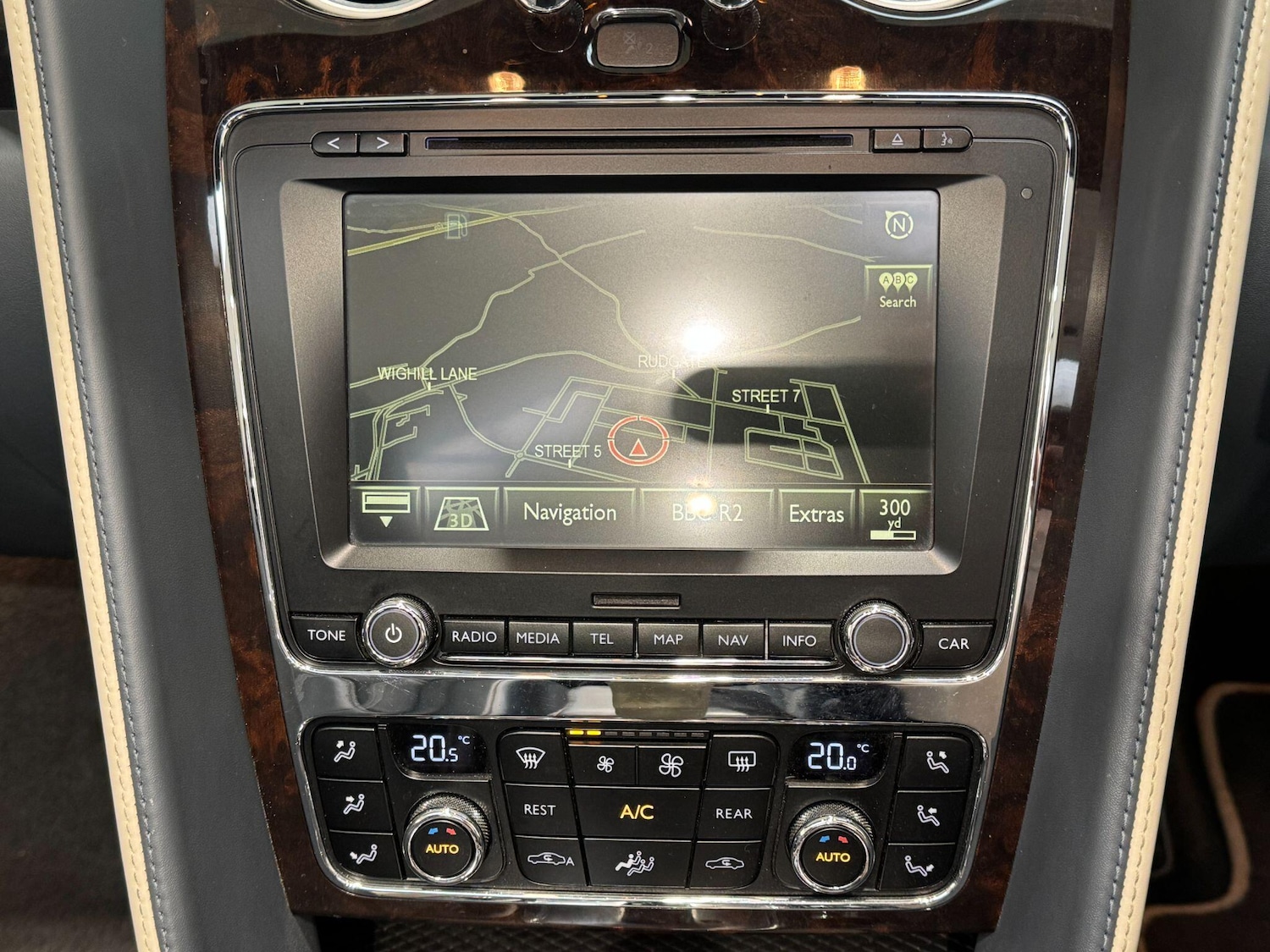 Used Bentley Continental 2015 for sale - 76499602: Photo 50