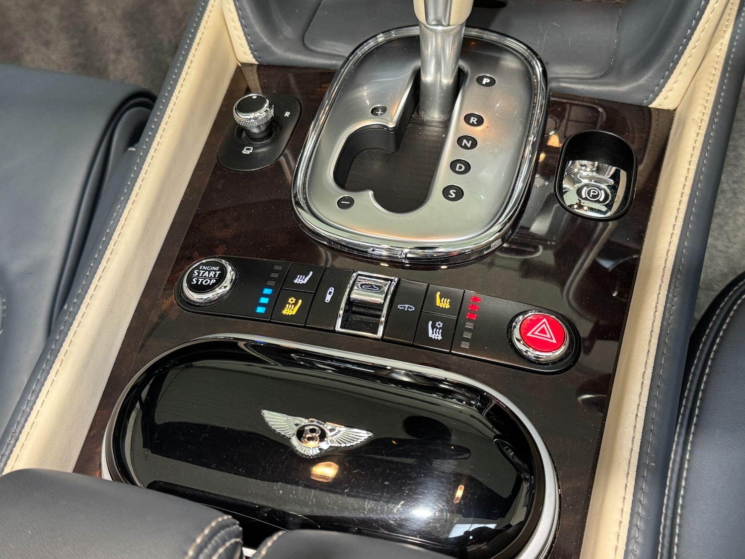 Used Bentley Continental 2015 for sale - 76499602: Photo 55