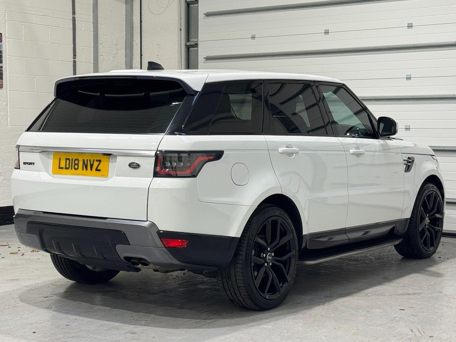 Used Land Rover Range Rover Sport 2018 for sale - 76485244: Photo 11