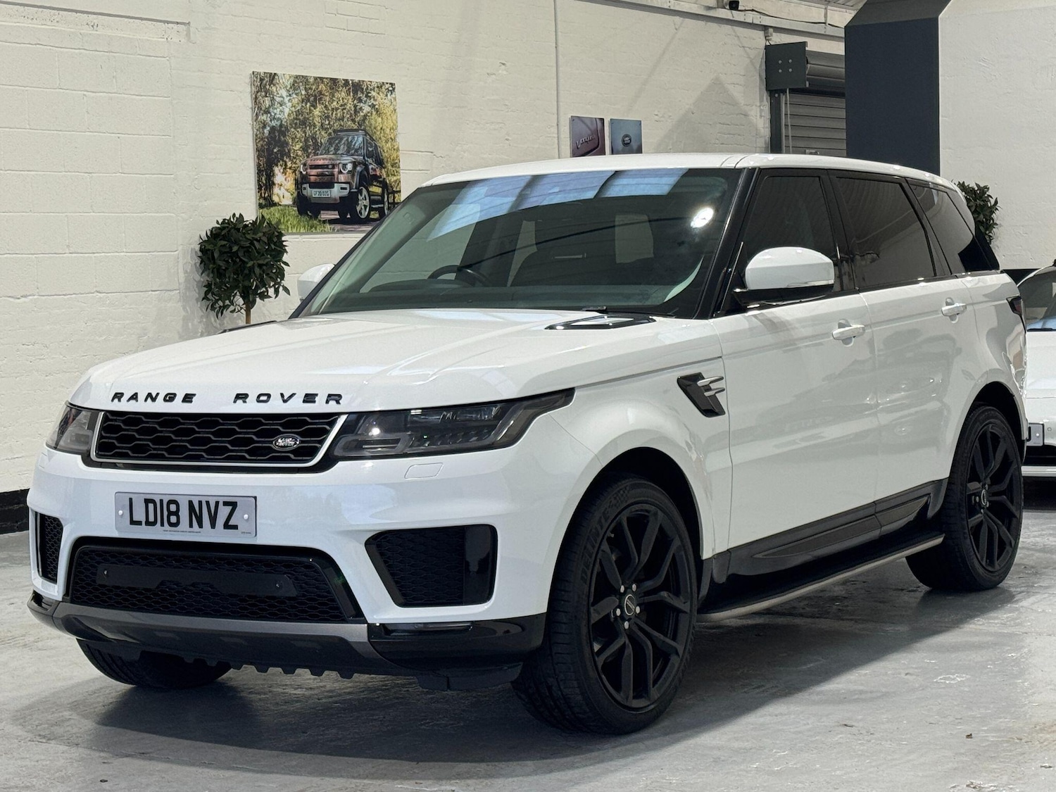 Used Land Rover Range Rover Sport 2018 for sale - 76485244: Photo 3