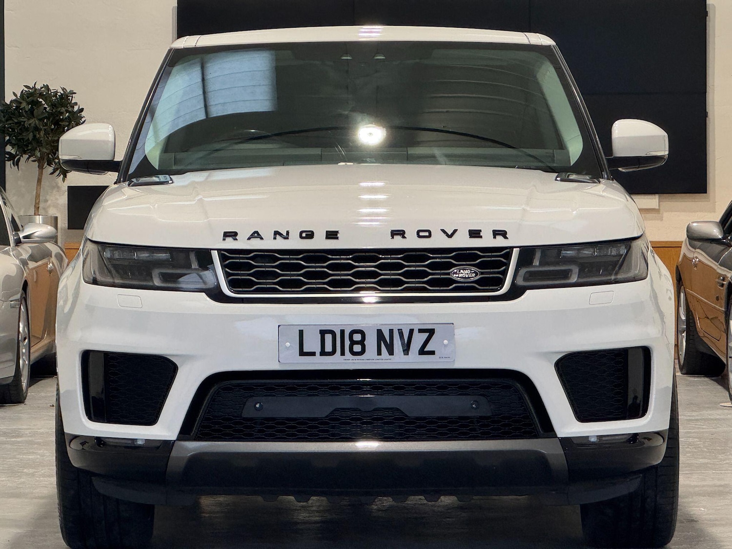 Used Land Rover Range Rover Sport 2018 for sale - 76485244: Photo 5