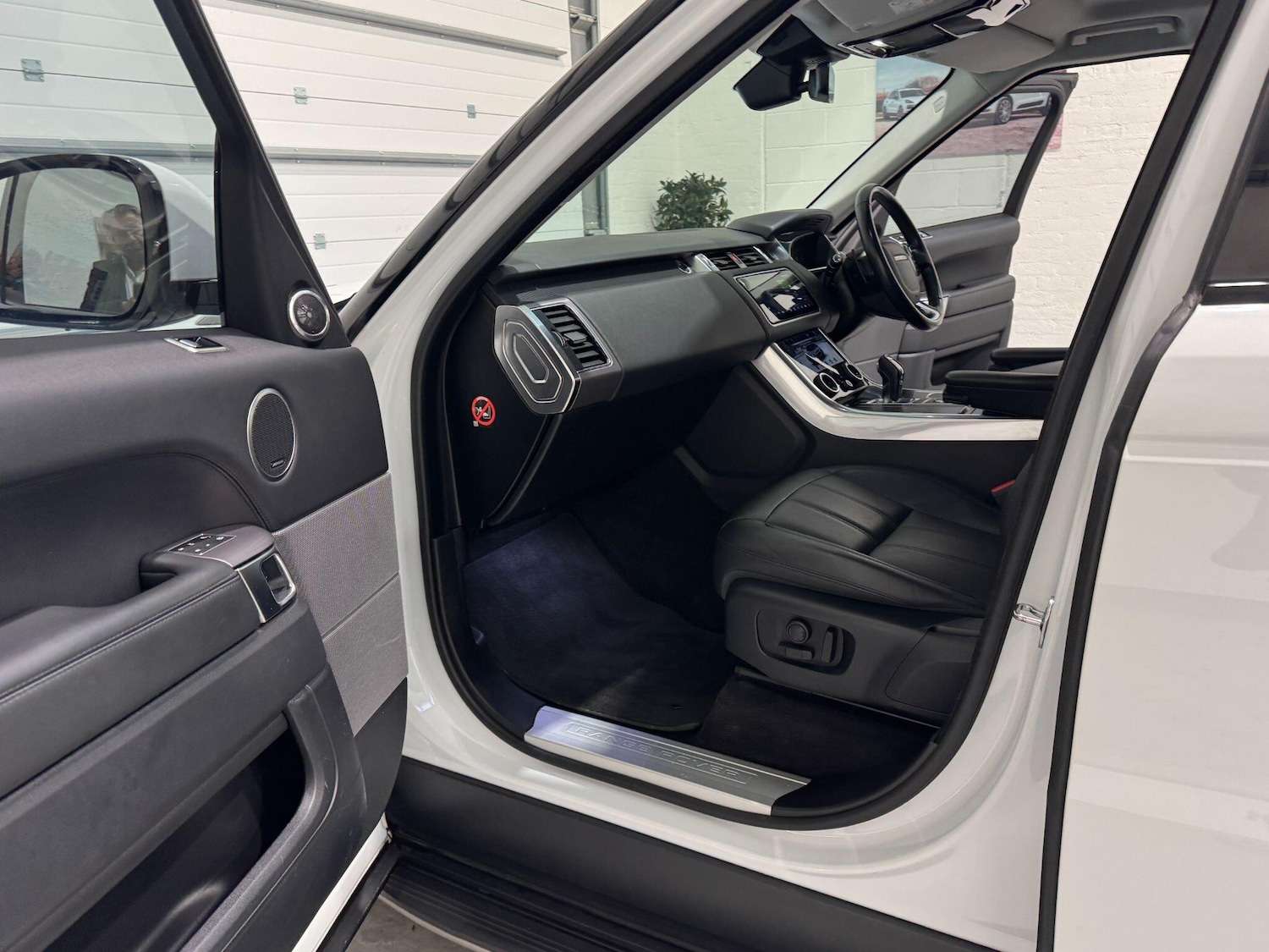 Used Land Rover Range Rover Sport 2018 for sale - 76485244: Photo 55