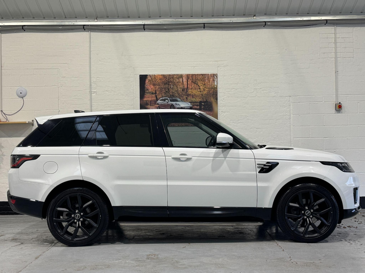 Used Land Rover Range Rover Sport 2018 for sale - 76485244: Photo 8