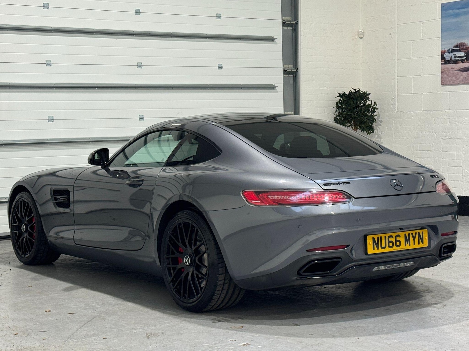 Used Mercedes-Benz AMG GT 2016 for sale - 76456907: Photo 15