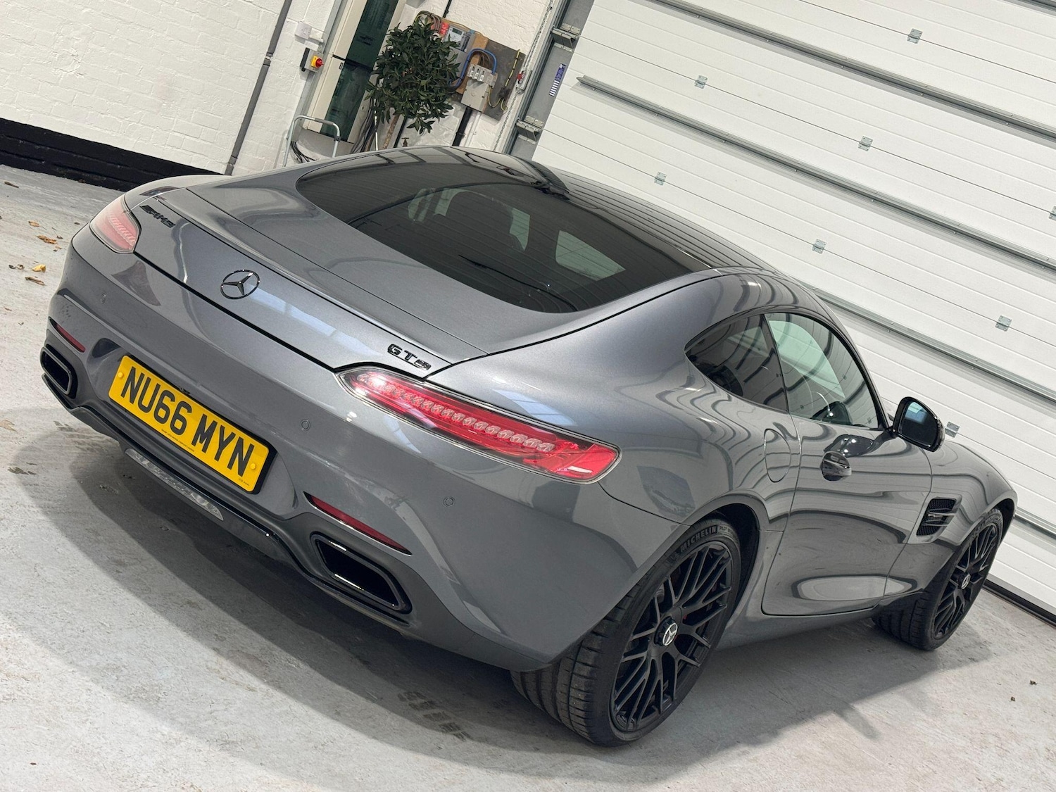 Used Mercedes-Benz AMG GT 2016 for sale - 76456907: Photo 29