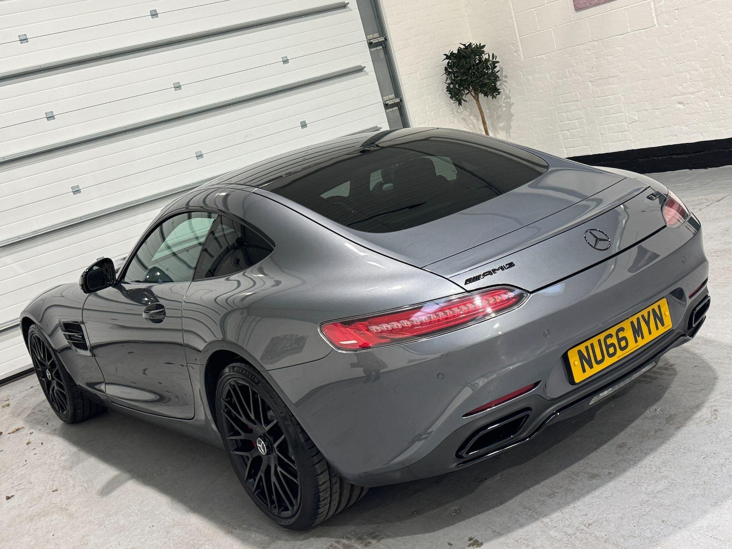 Used Mercedes-Benz AMG GT 2016 for sale - 76456907: Photo 30