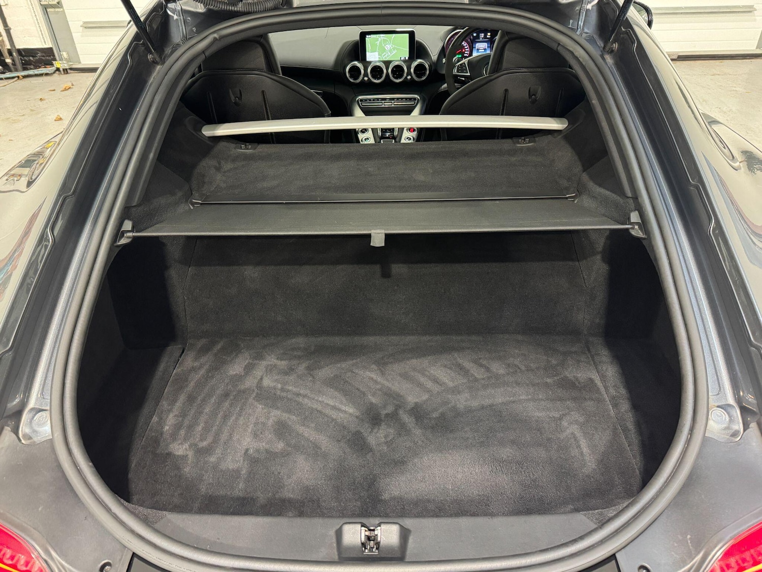 Used Mercedes-Benz AMG GT 2016 for sale - 76456907: Photo 64