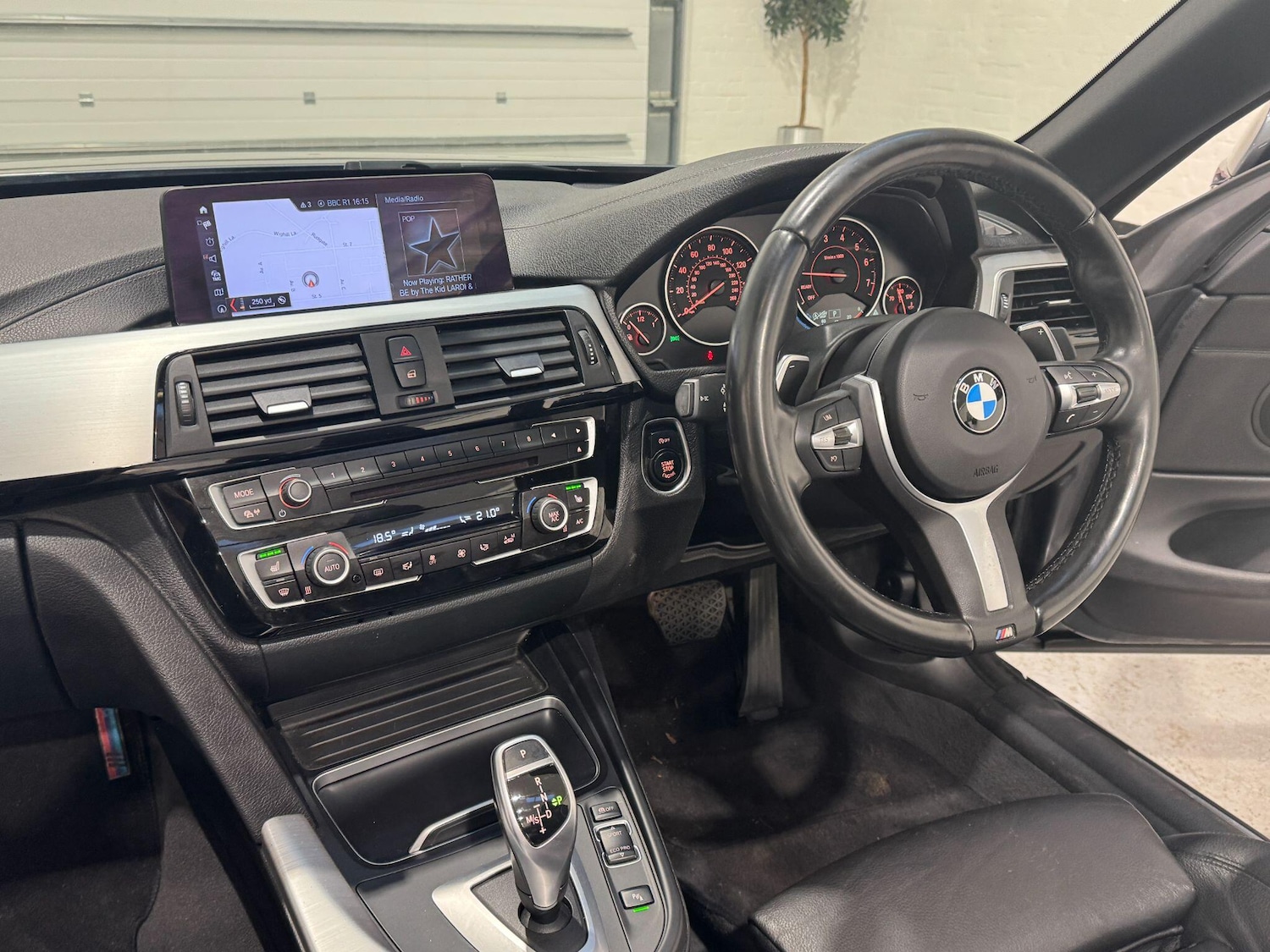 Used BMW 4 Series 2018 for sale - 77359174: Photo 38